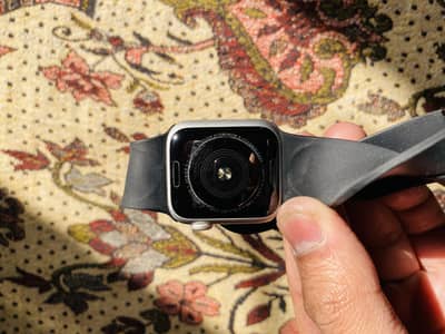 apple watch series 4 40mm Nike variant plus cellular limited edition