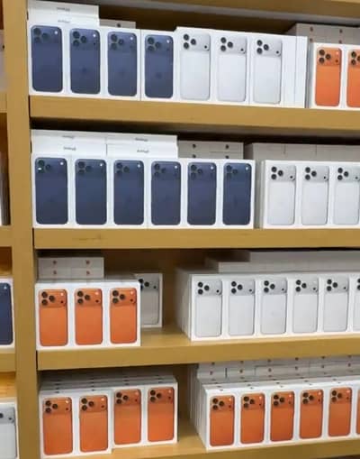 Iphone 17 Pro Max Box Pack HK CHA LLA/ 17 Air PTA Approved/ 16 Plus JV