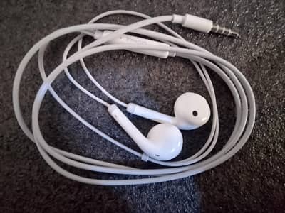 Super Bass Handsfree - Brand New - Best Price