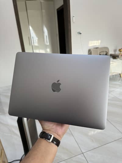 Macbook Pro M1 2020 16gb ram 256gb