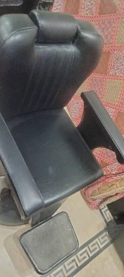 2 Salon Chairs