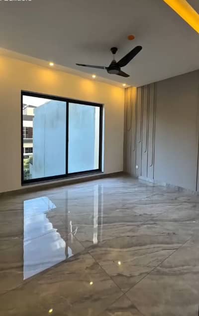 7 Marla Modern Design Lavish House For Rent In Lake City | For Discounted Price And Original Pictures Download The App "Signature Lands".
