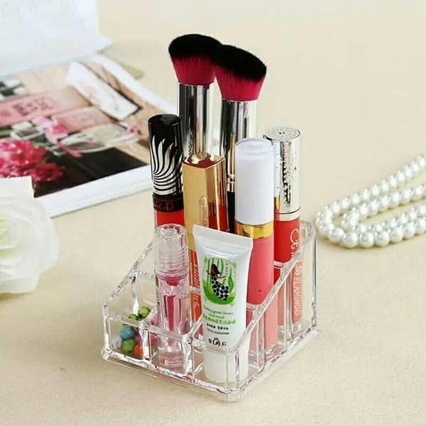 R N Transparent 9-Grid Lipstick Storage Box - Plastic Makeup Organizer