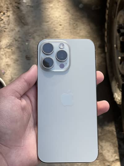 Apple iPhone 15 Pro Max