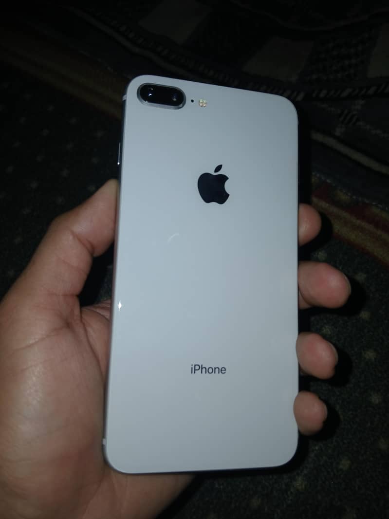 iphone 8 plus 1