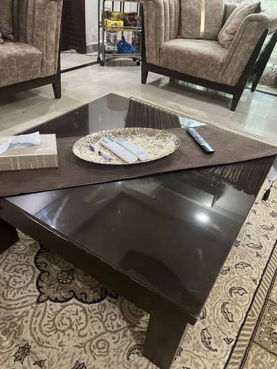 Center table coffee table for tv lounge