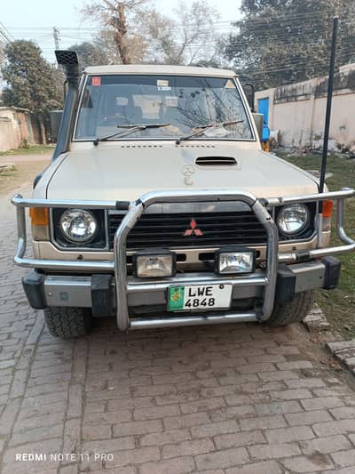 Mitsubishi Pajero 5 door