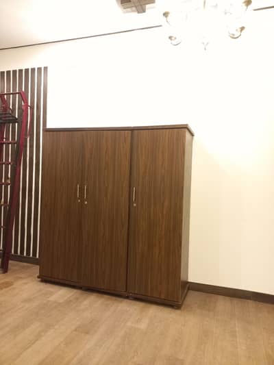 3 Door wardrobe
