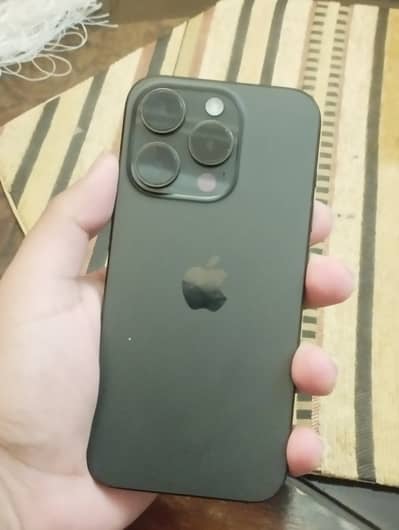 iPhone 15 Pro | 100% | 128gb | JV | Black Titanium