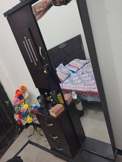 Double bed with dressing table