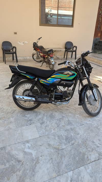 Honda Pridor 100 2022