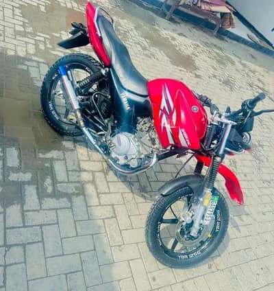 Yamaha YBR 125 – Modified – Excellent Condition