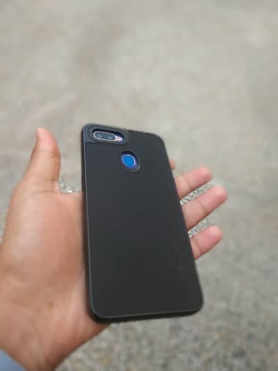 Oppo A5s total original phone no open no repair geranty .