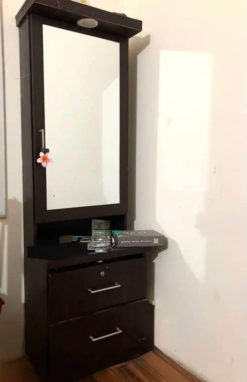 Storage dressing table 0