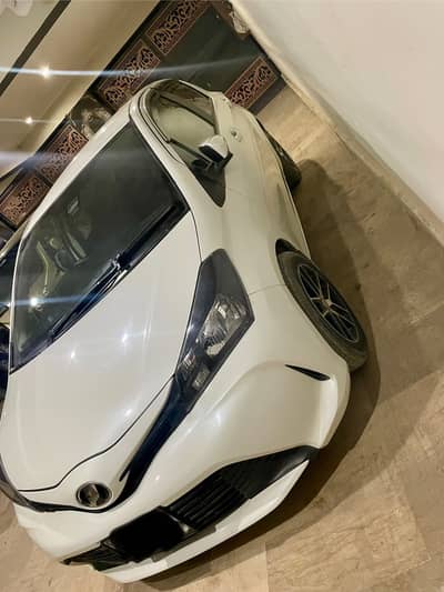 Toyota vitz 2016/2019 pearl white