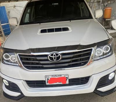 Toyota Hilux D-4D 2012