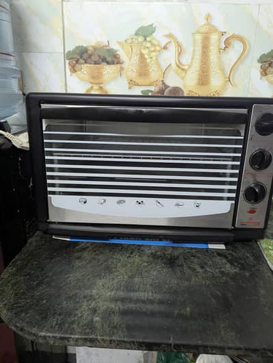 its westpoin almost new oven  just open box