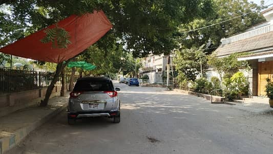 House For Sale 400 Sqyds