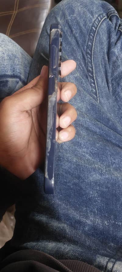 samsung A15 8/256 10/10 condition with box mobile no 03081940190