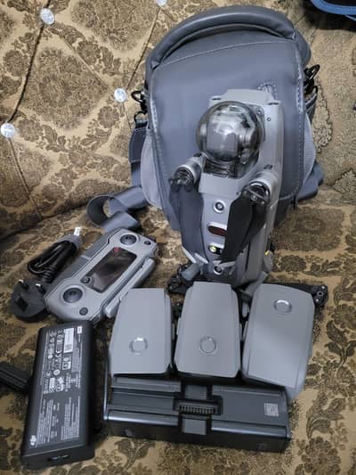 Dji mavic 2 pro (Brand new) (5,6,7 battery cycles)