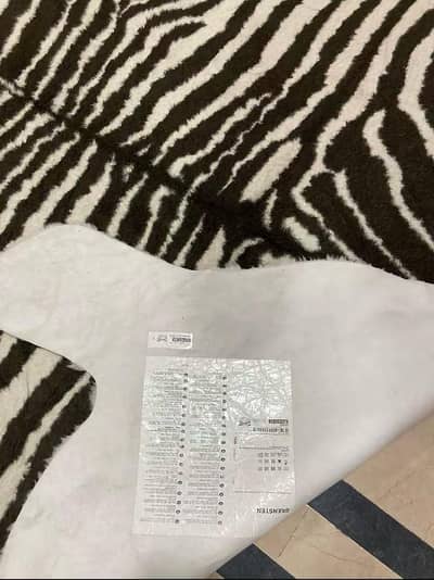 zebra print center pic 