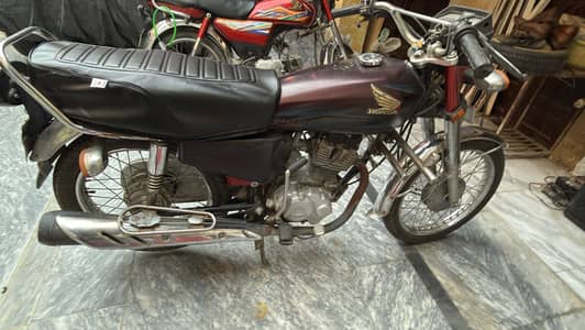 CG 125 sticker 2018 registered 2017