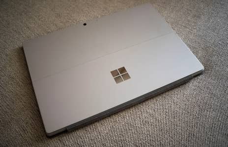 Surface Pro 6 i5 8th 8Gb (03256785678)