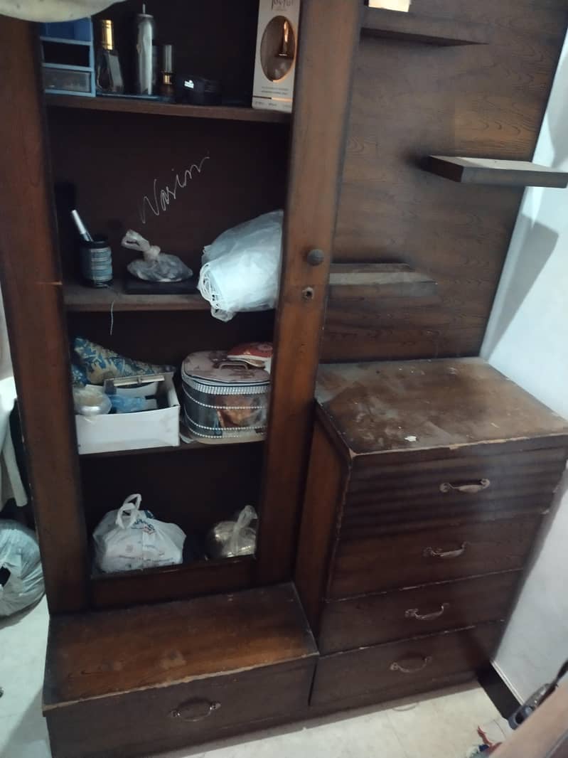 2 side table  1 dressing table 1