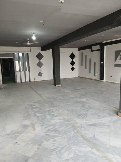 Commercial Space Hall  For Rent