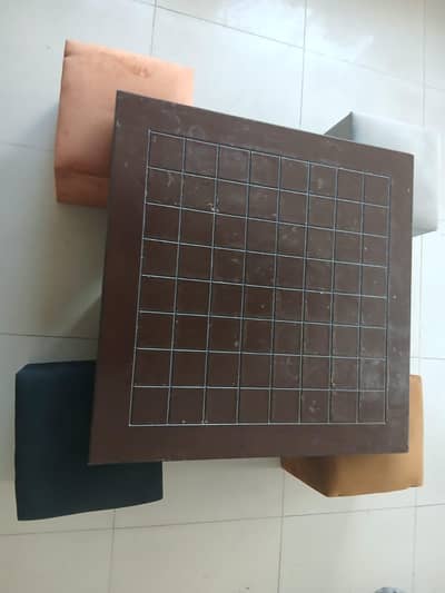 Table with foamy stools