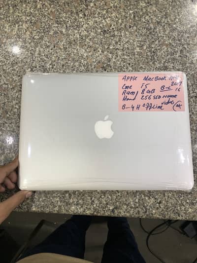 Macbook 17 Air