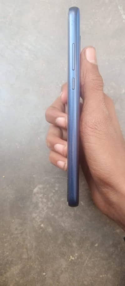 Moto g play all ok  condition saaf hai