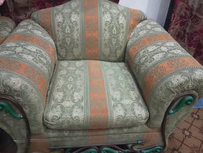 urgent Sale sofa set