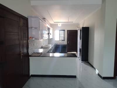 Dha phase 5 Islamabad 10 Marla upper portion available for rent