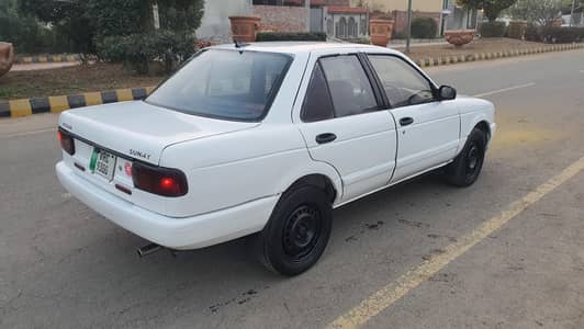 Nissan sunny