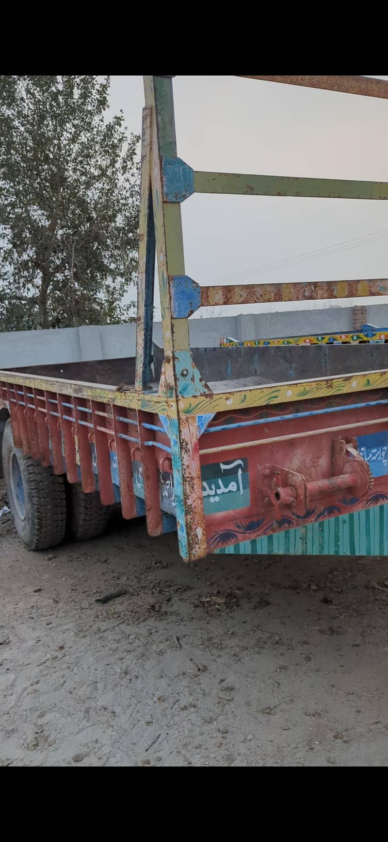 ٹرالا برائے فروخت ہ ٹرالا برائے فروخت ہے۔ چاروں ٹائر نئے ہیں 6