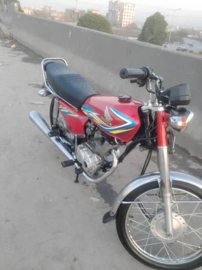 Honda 125 17/18