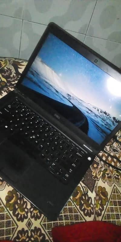 Dell Latitude 7450 - Core i5 5th Gen