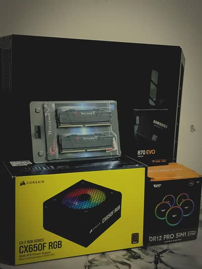 Samsung 870 EVO 250 GB SSD, Corsair CX650F PSU, GSKILL RIPJAWS RAM