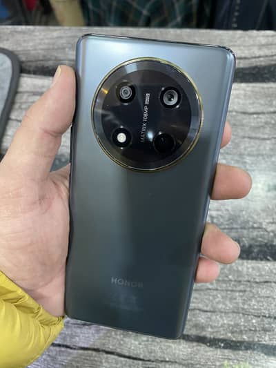 Honor x9c 12/256 with box