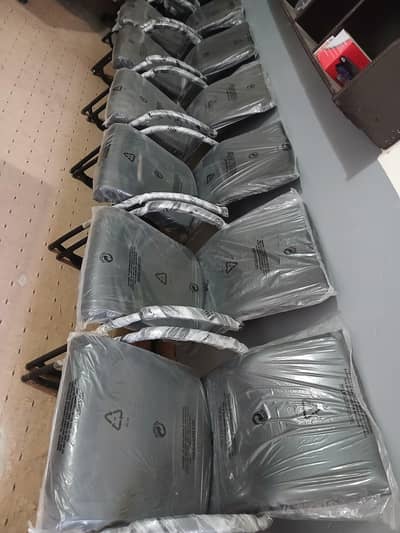 Used Good Condition 6 Master chairs available