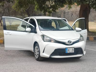 Toyota vitz F 1.0