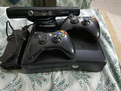Xbox 360 with original accessories