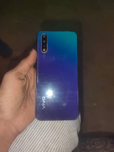 all ok ha bas ek chota sa nishan ha kabi kabi touch nahi chal ta