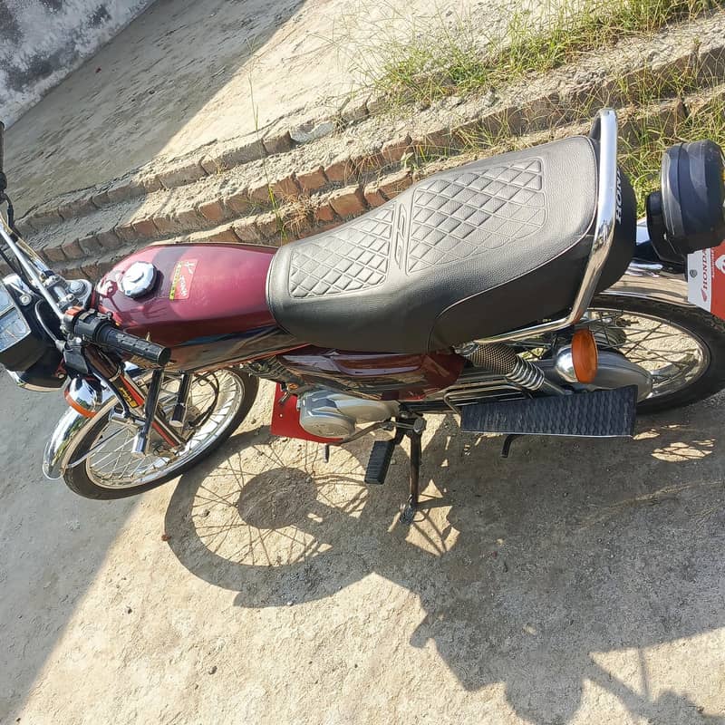 ہونڈا ون ٹو فائو فار سیل 1