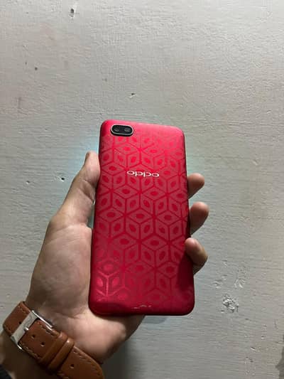 oppo A1k 2 32 All okay mobile minor glass break pics attached