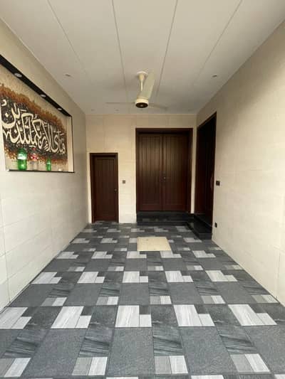 4 Marla brand new first entry 3rd floor flat available for rent in Al Kabir town phase 1
