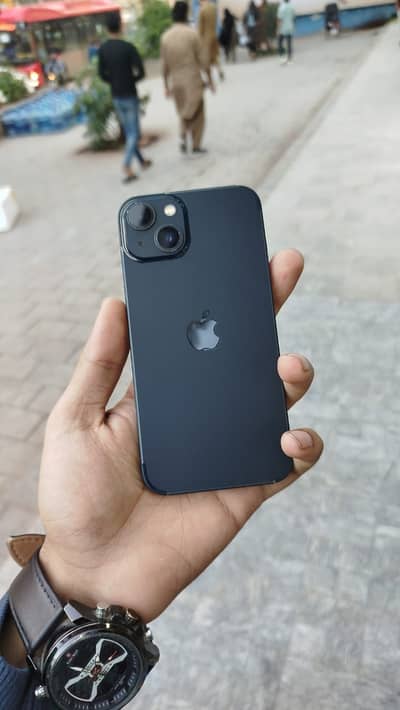 iPhone 13 – PTA Approved | 256GB | 10/10 Condition | 86% Battery