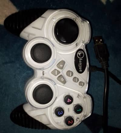 Gaming controller