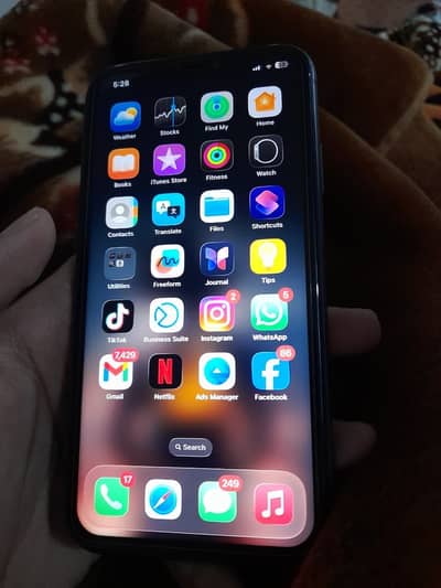 IPHONE 11 URGENT SELL